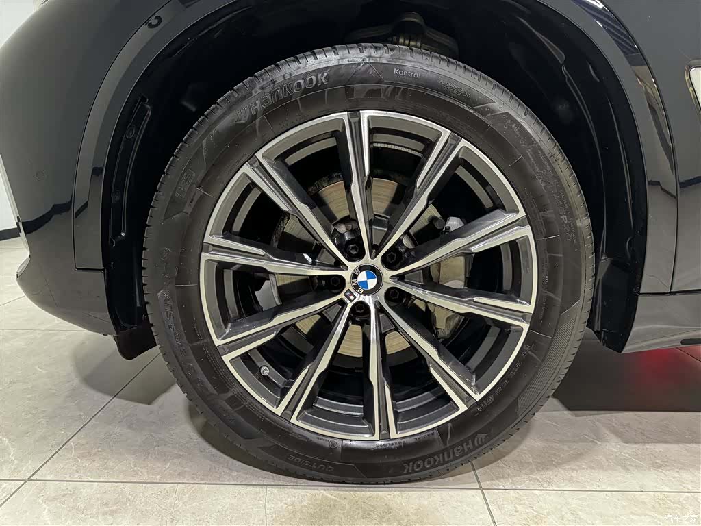 BMW X5, 2023 10