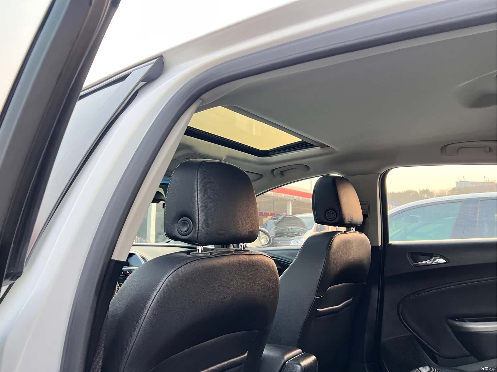 Buick XT, 2014 11