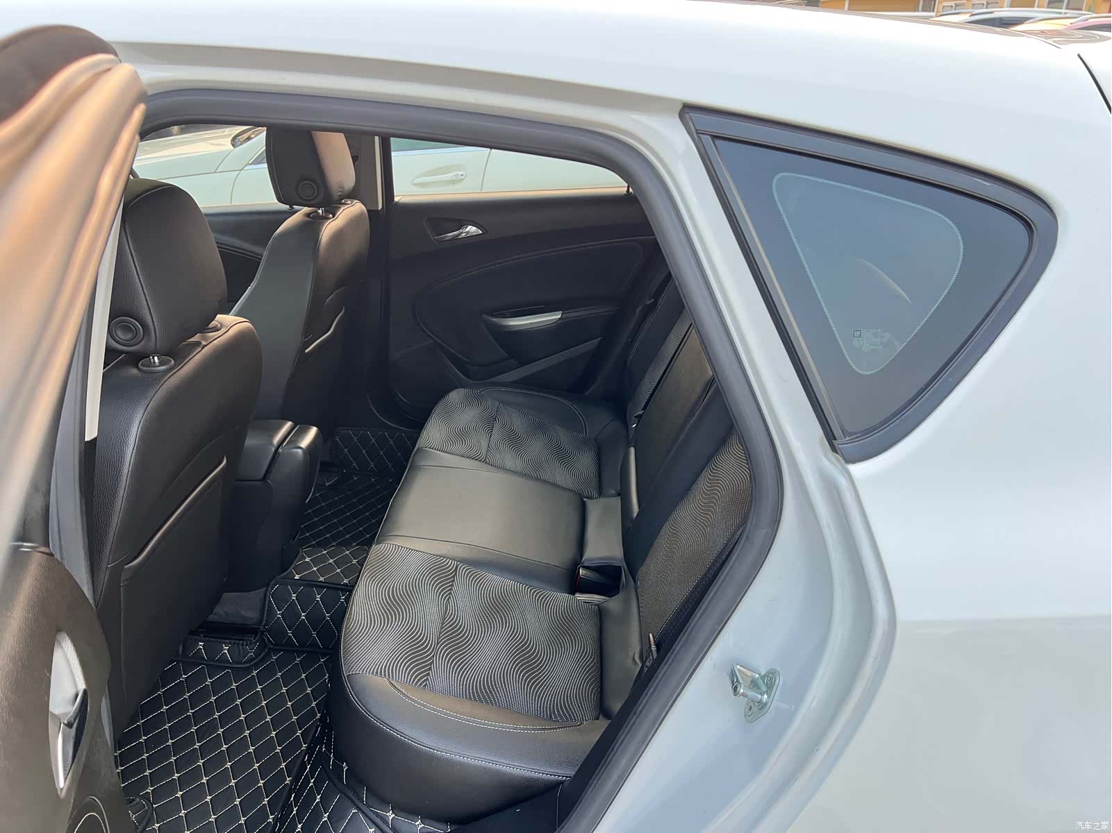 Buick XT, 2014 12