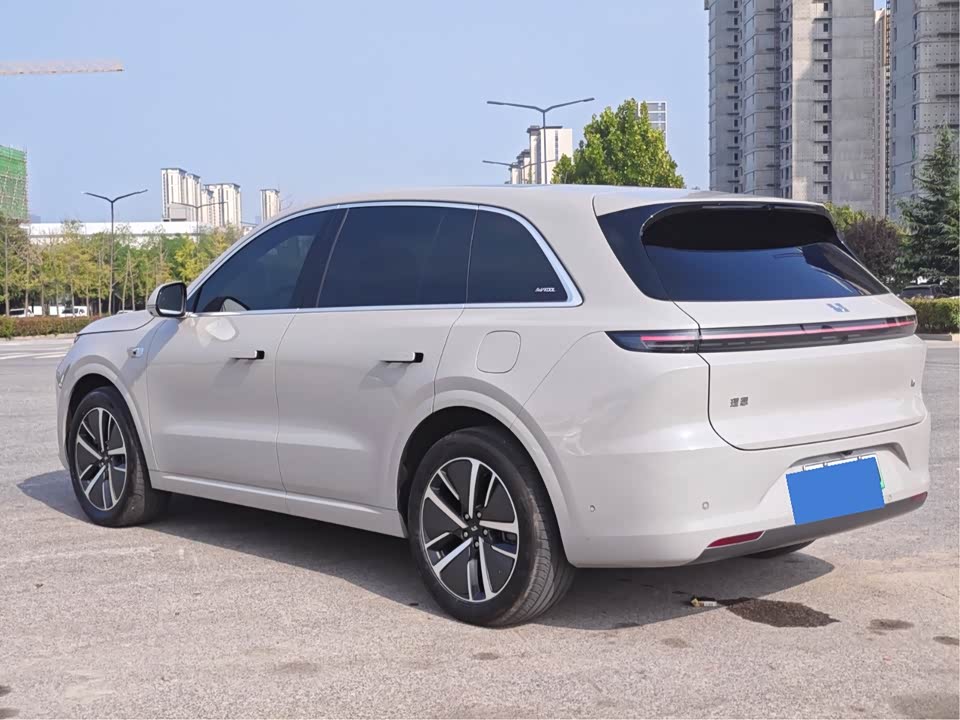 Li Auto Ideal L6