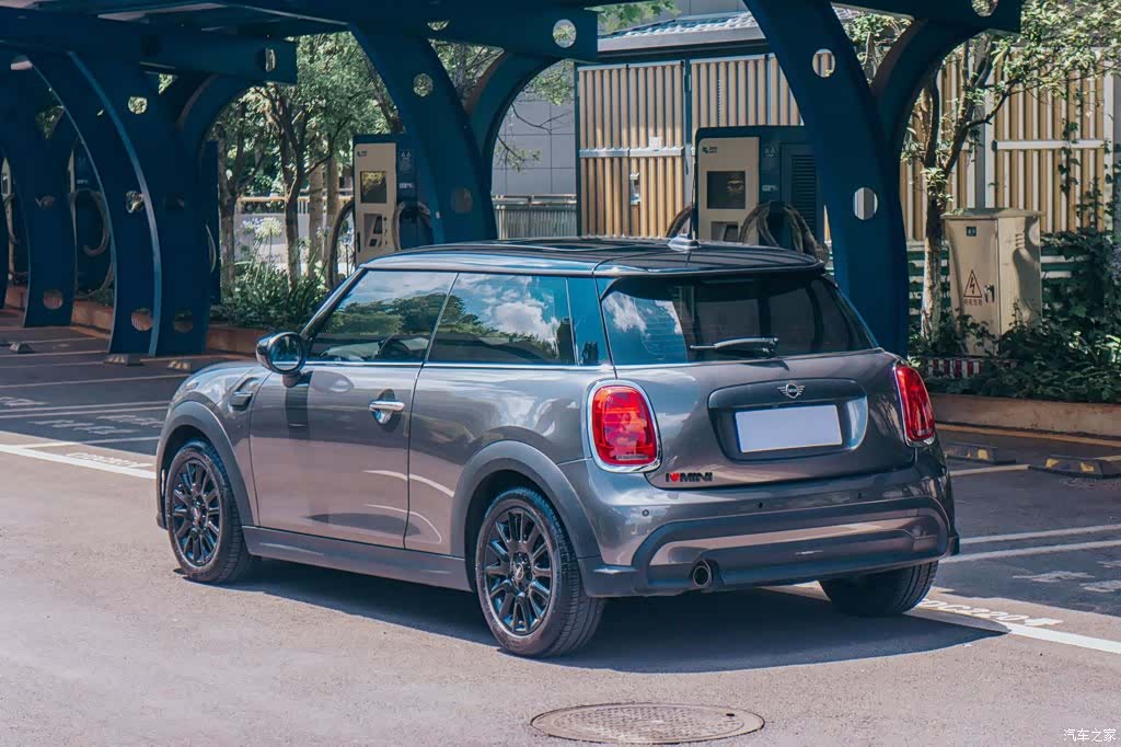 Mini ONE, 2021 12