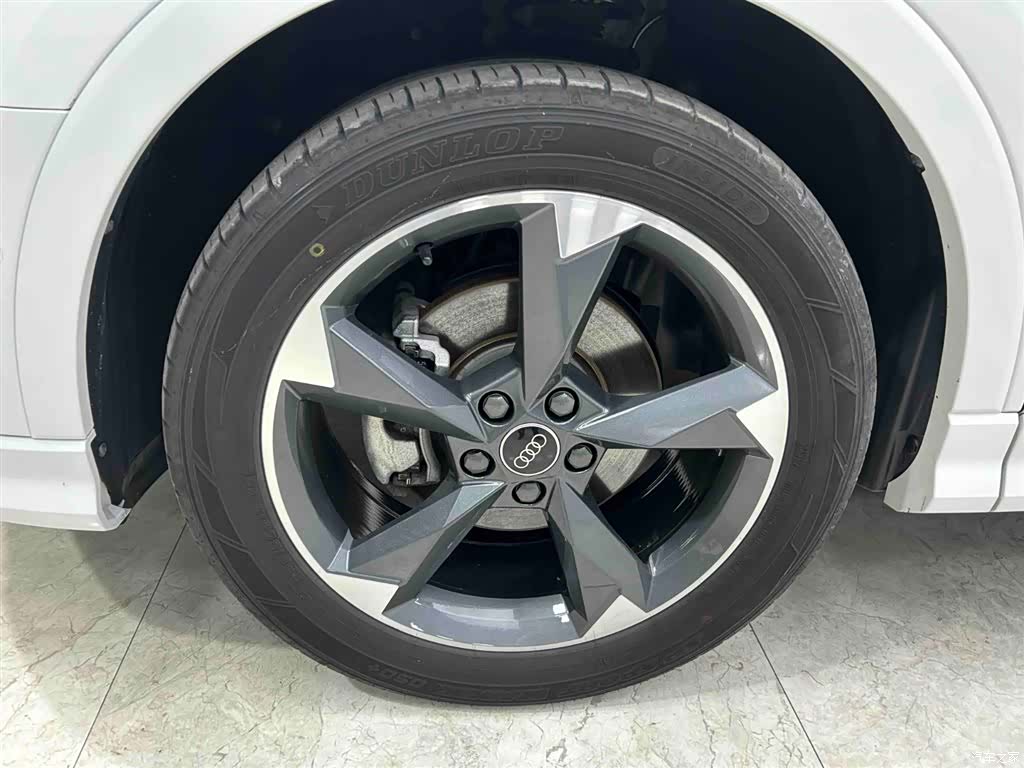 Audi Q3, 2023 20