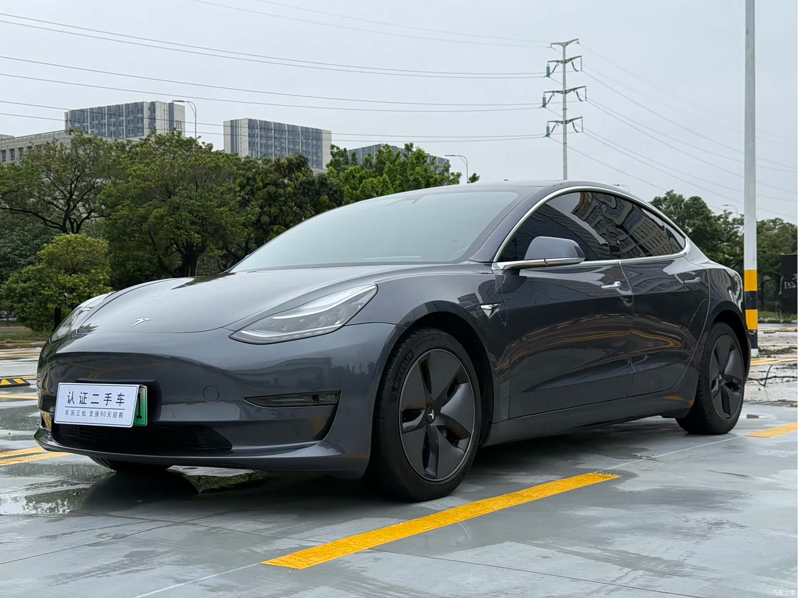 Tesla Model 3, 2019 17