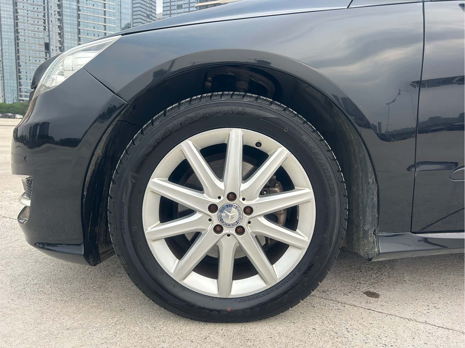 Mercedes-Benz R-Class, 2012 4