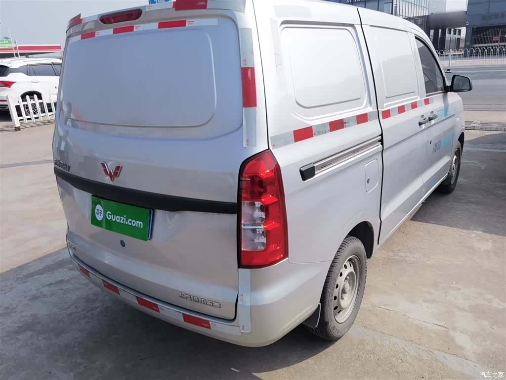 Wuling Hongguang, 2023 все фото