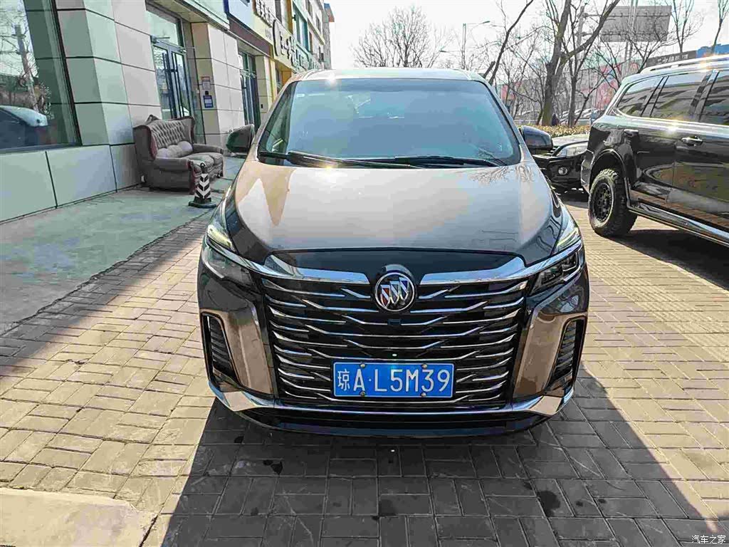 Buick GL8, 2022 2