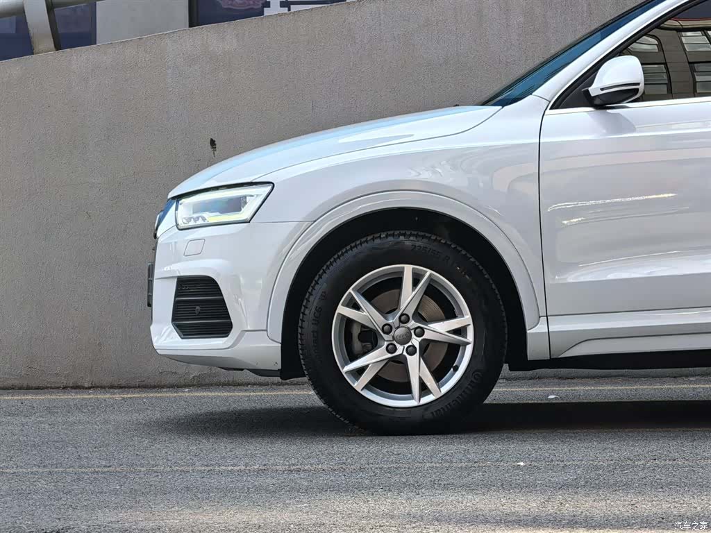 Audi Q3, 2019 6