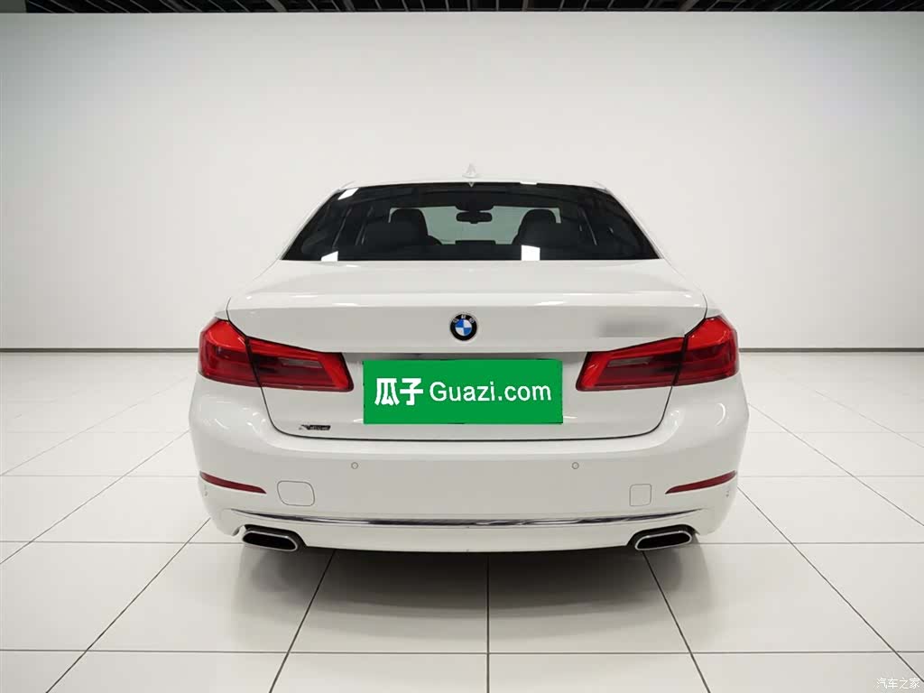 BMW 5 Series, 2018 10