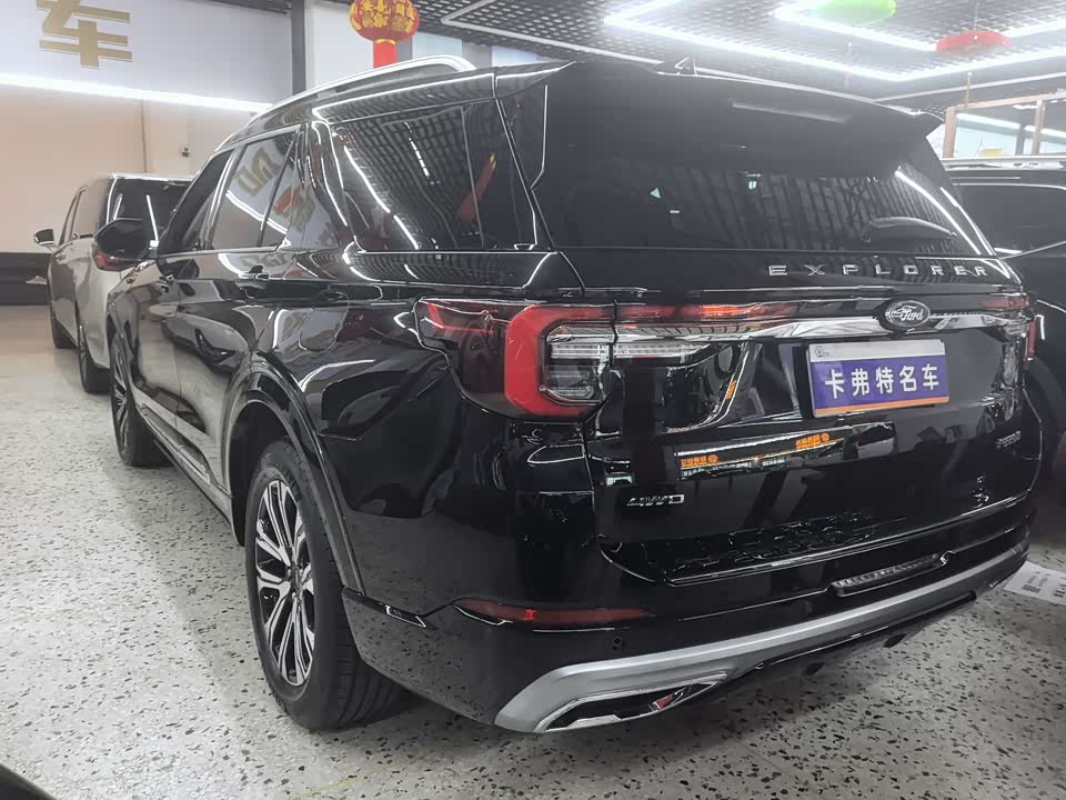 Ford Explorer Ford Explorer