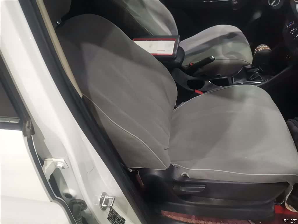 Wuling 730, 2020 25