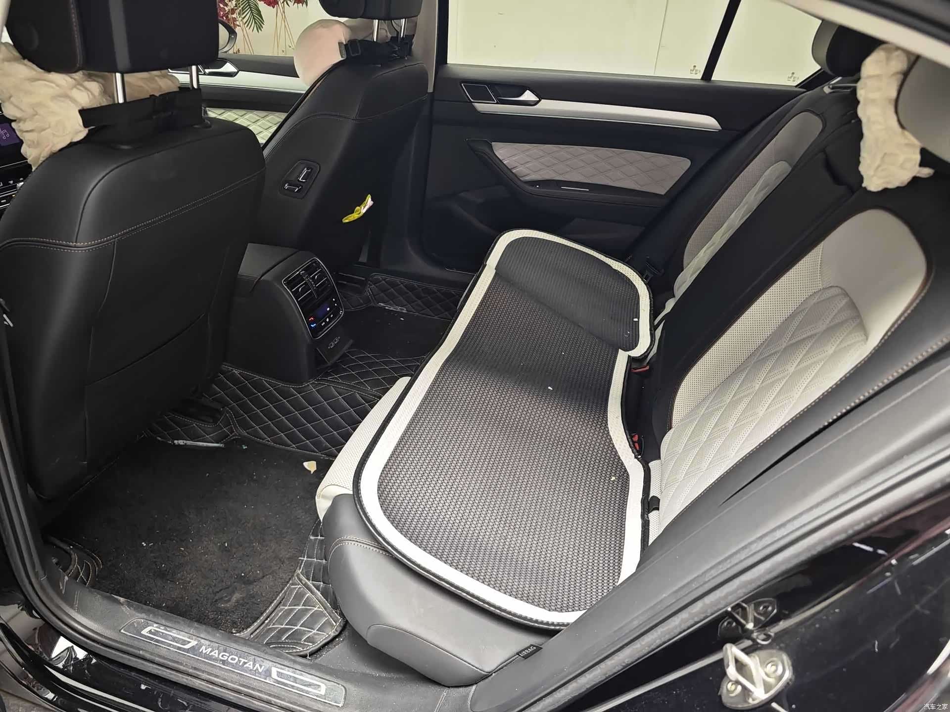 Volkswagen Magotan, 2023 6