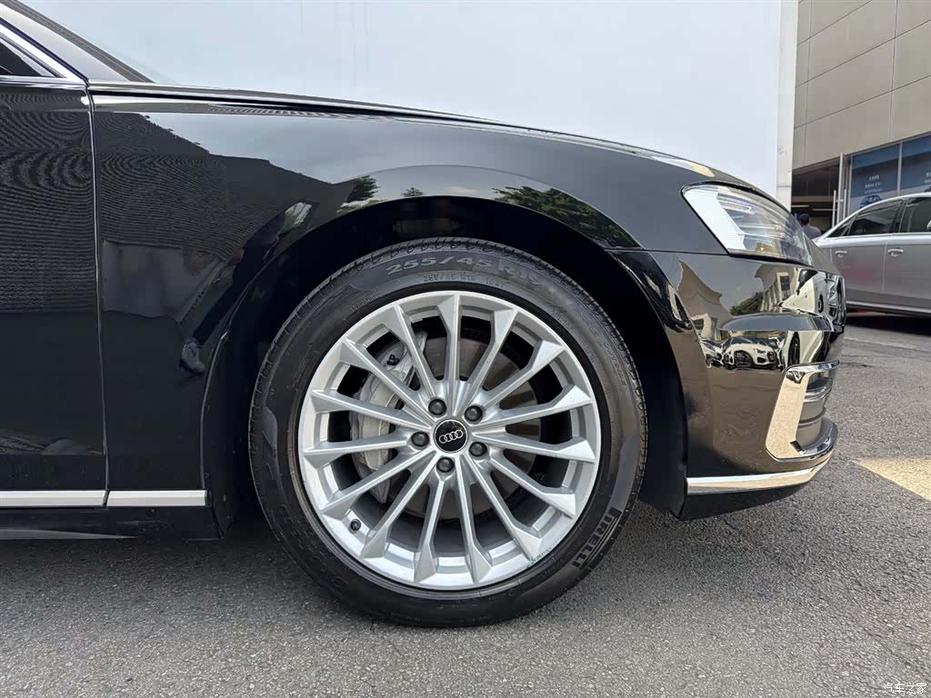 Audi A8L, 2021 18