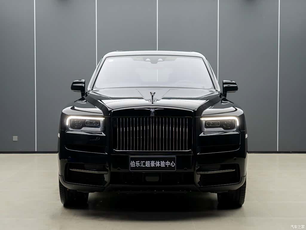 Rolls-Royce Cullinan, 2024 3