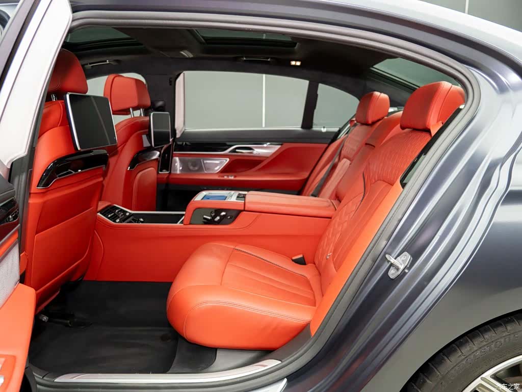 BMW 7 Series, 2018 11