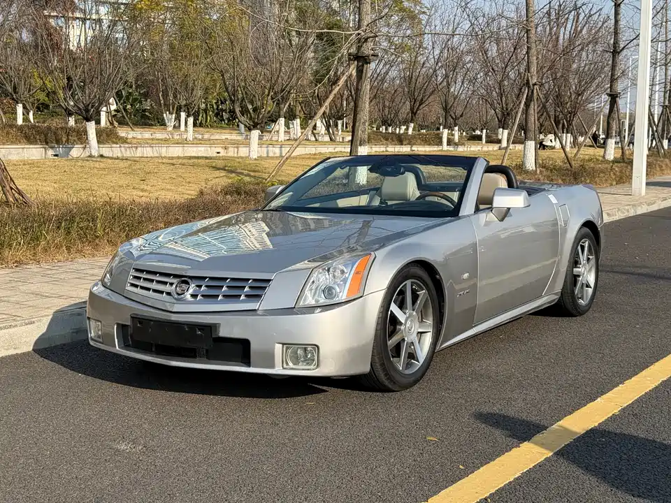 Cadillac XLR