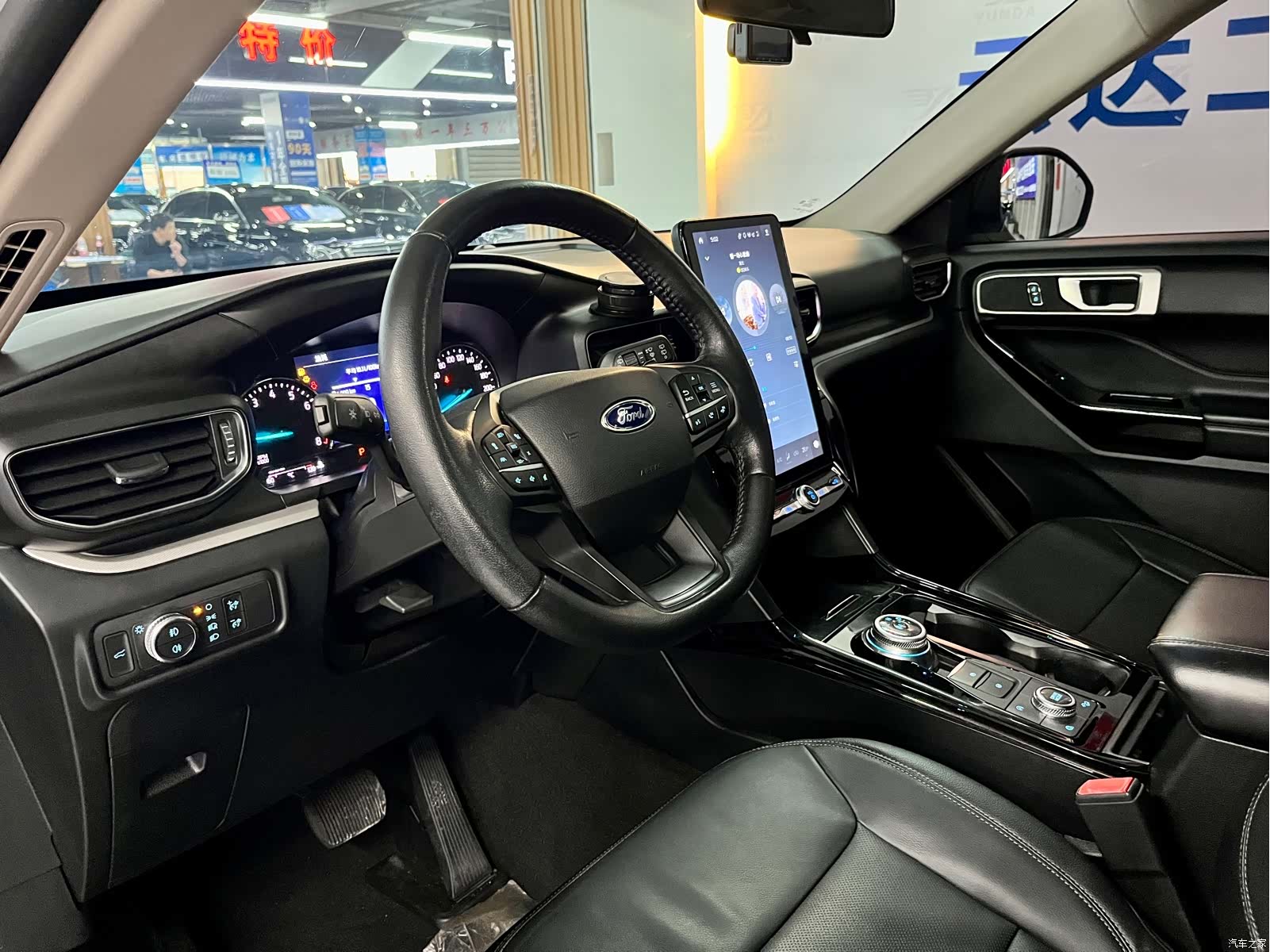 Ford Explorer, 2021 10