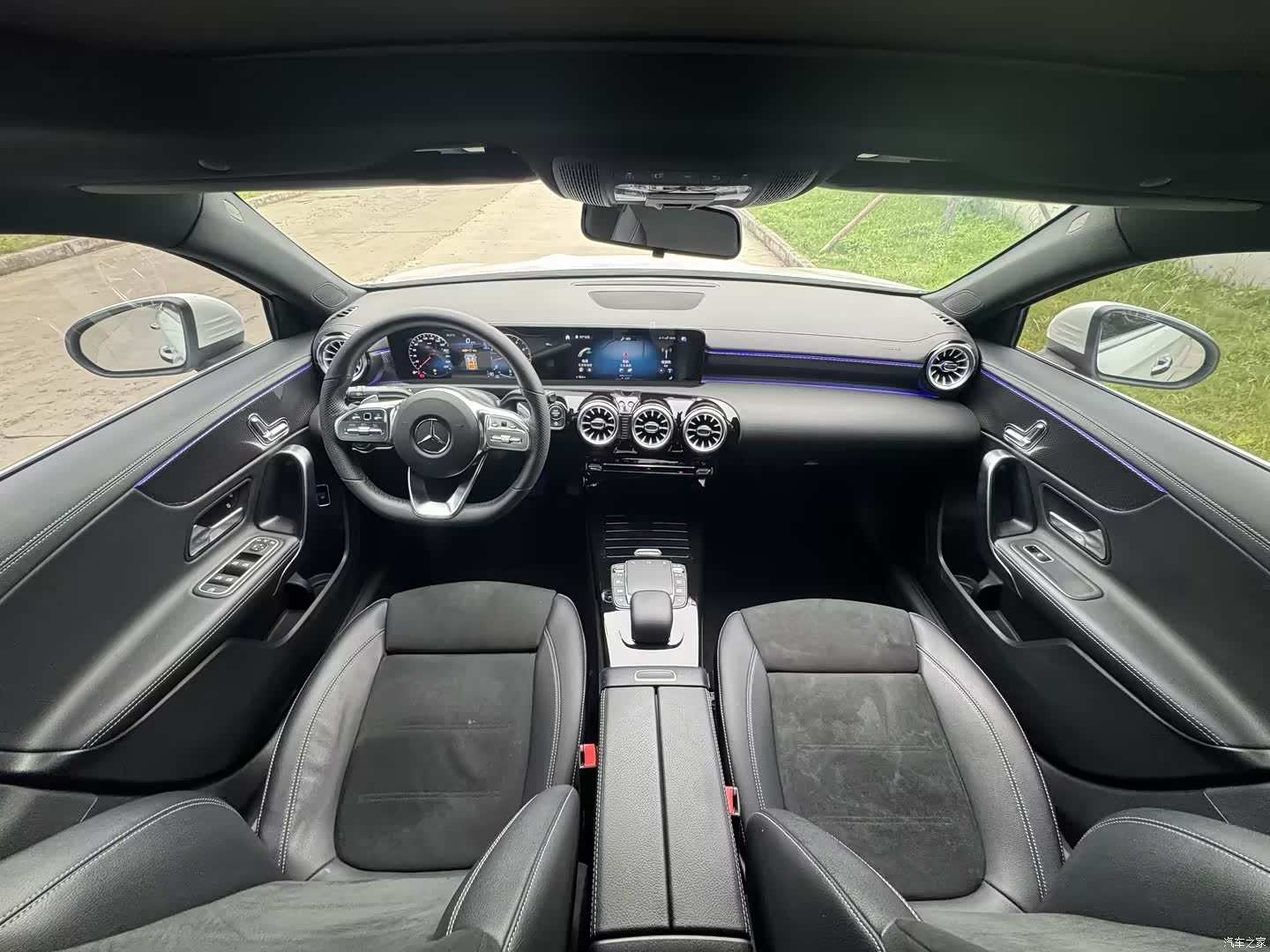 Mercedes-Benz A-Class, 2023 11
