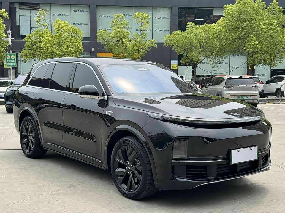 Li Auto Ideal L8