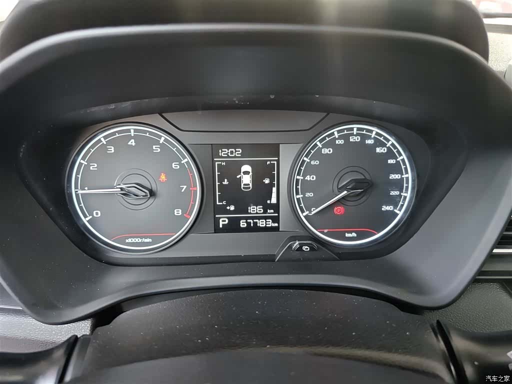 Geely X3, 2022 12