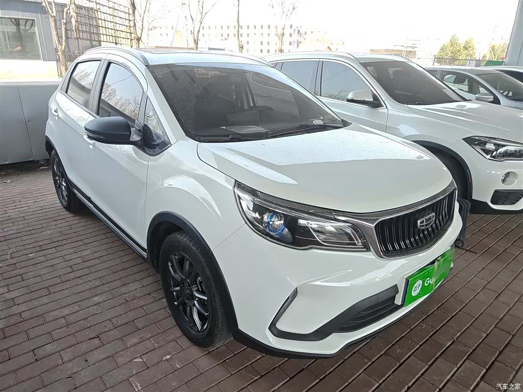 Geely X3, 2022 4
