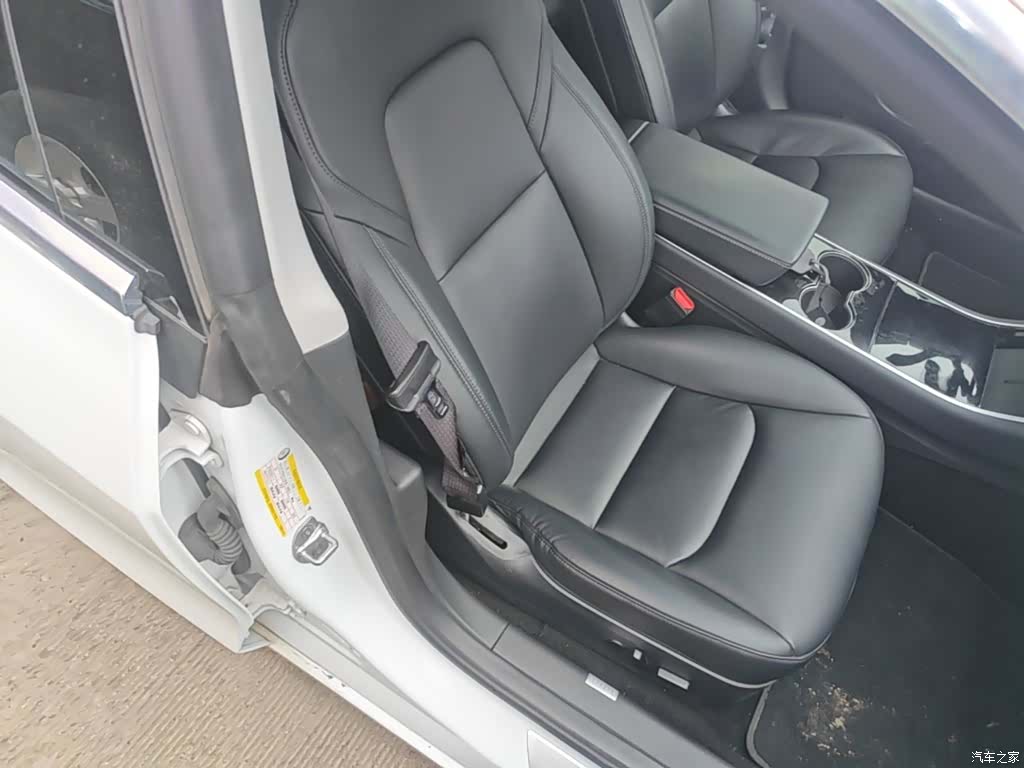 Tesla Model 3, 2020 25
