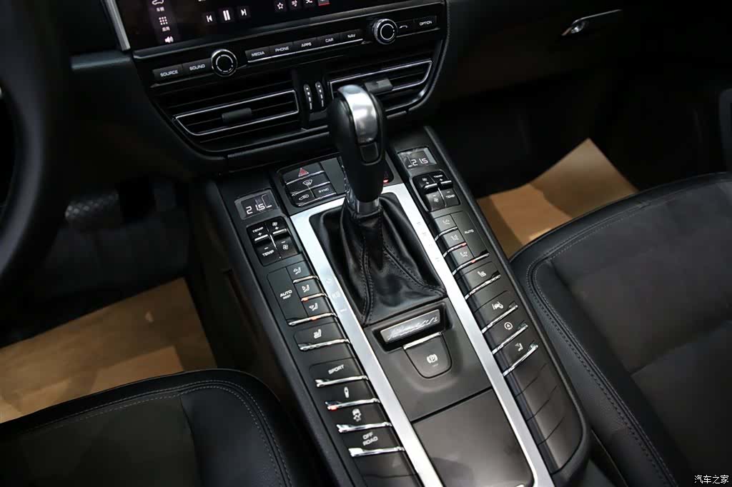 Porsche Macan, 2019 12