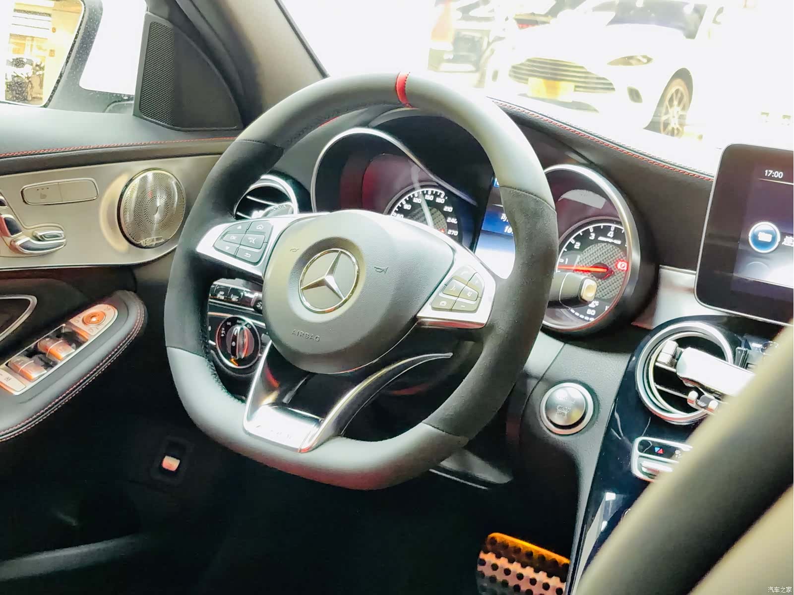 Mercedes-Benz C-Class, 2016 19