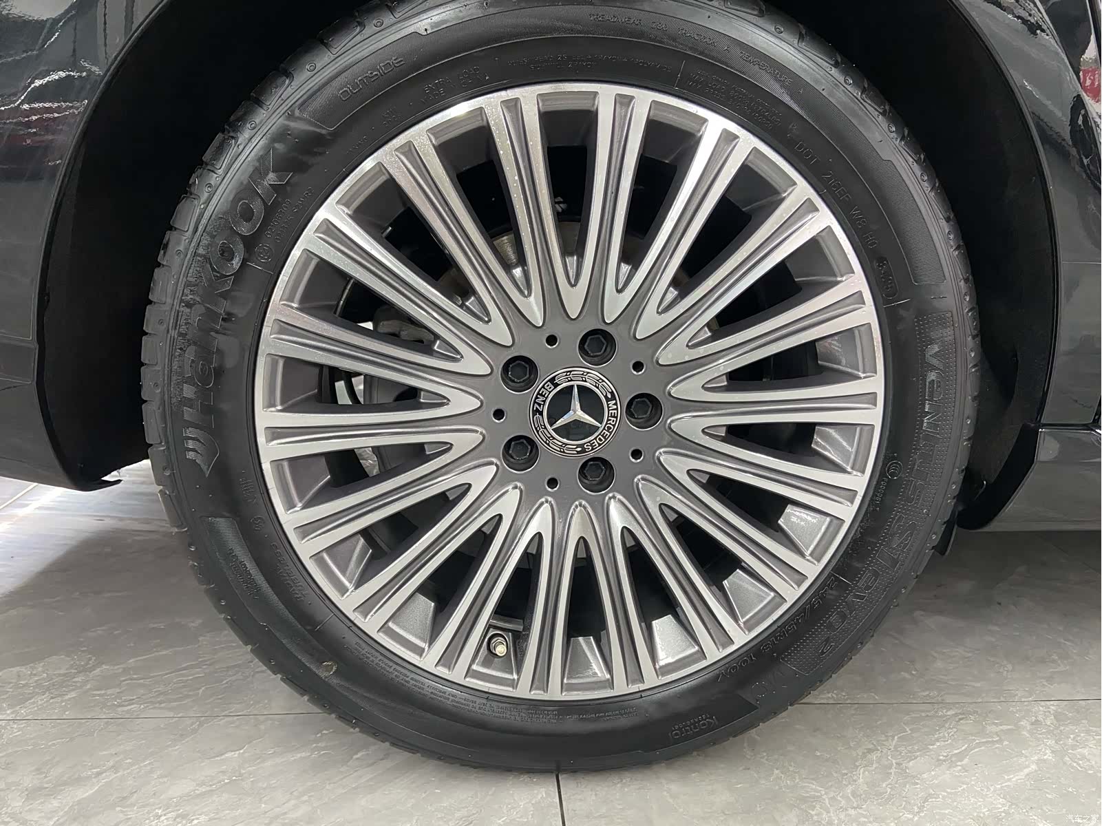 Mercedes-Benz E-Class, 2023 10