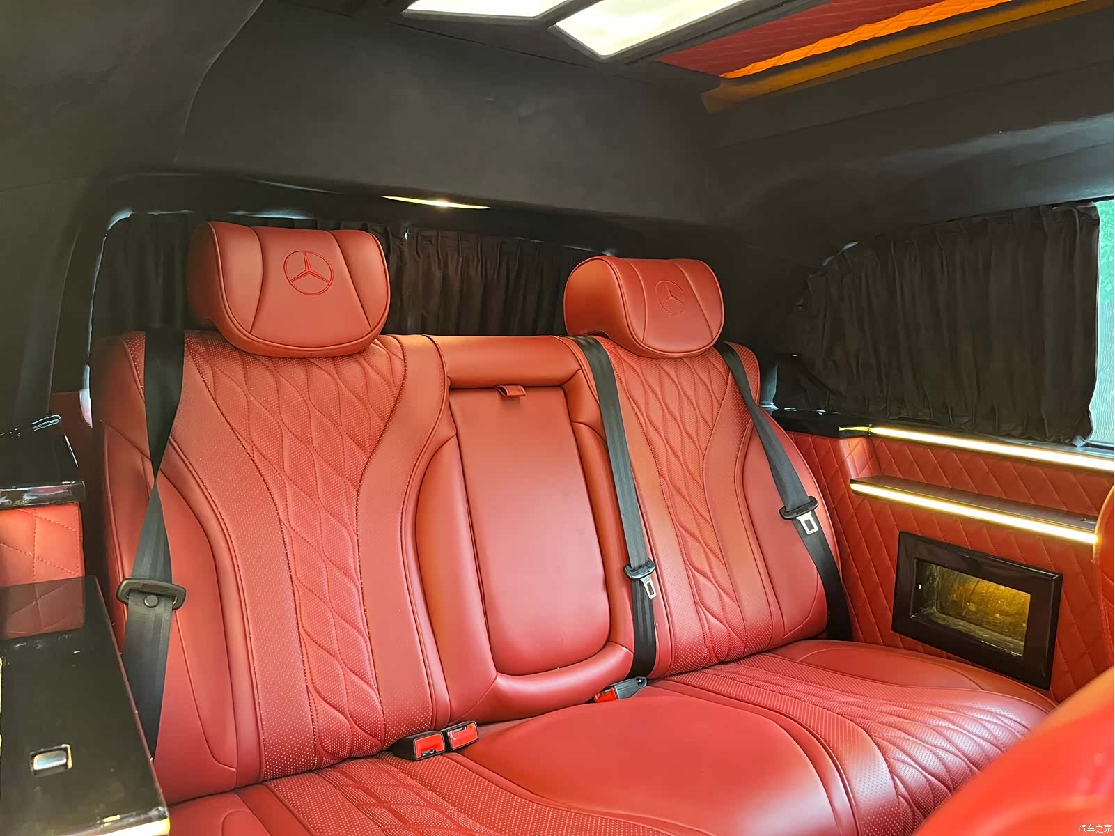 Mercedes-Benz VI, 2019 10