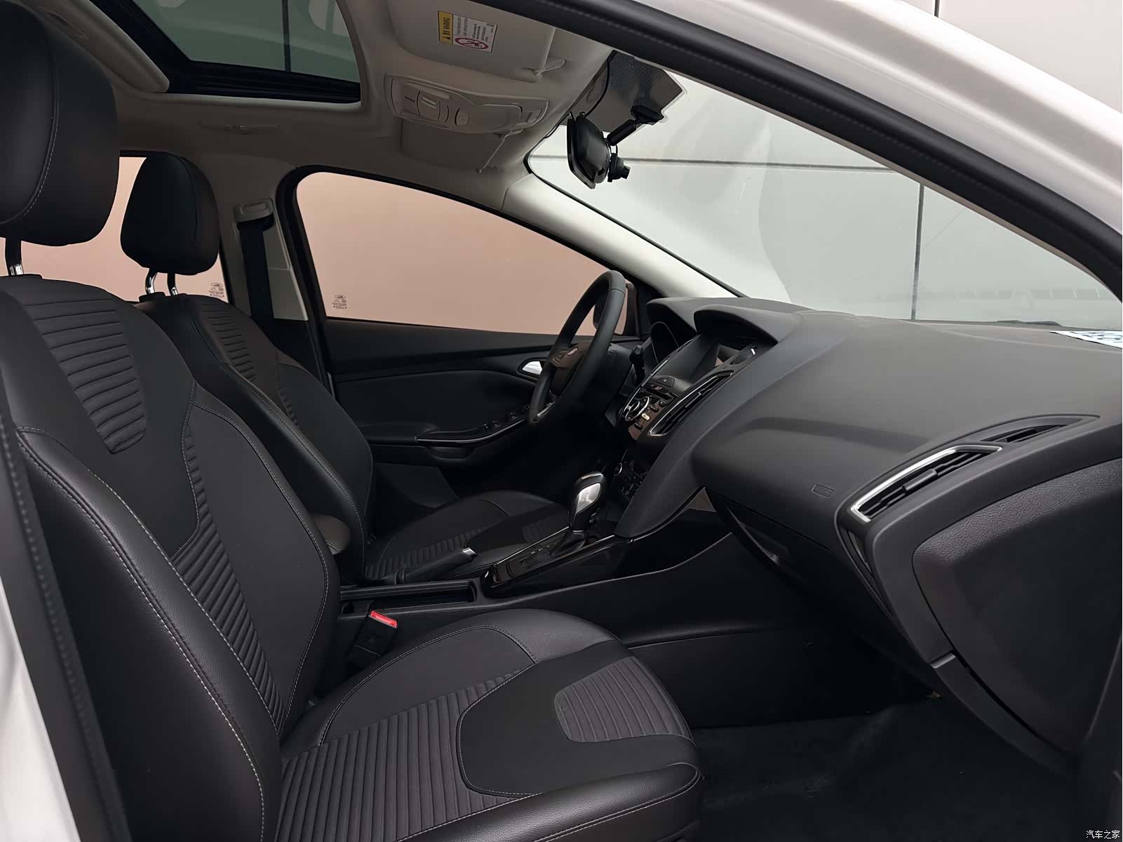 Ford Focus, 2017 9