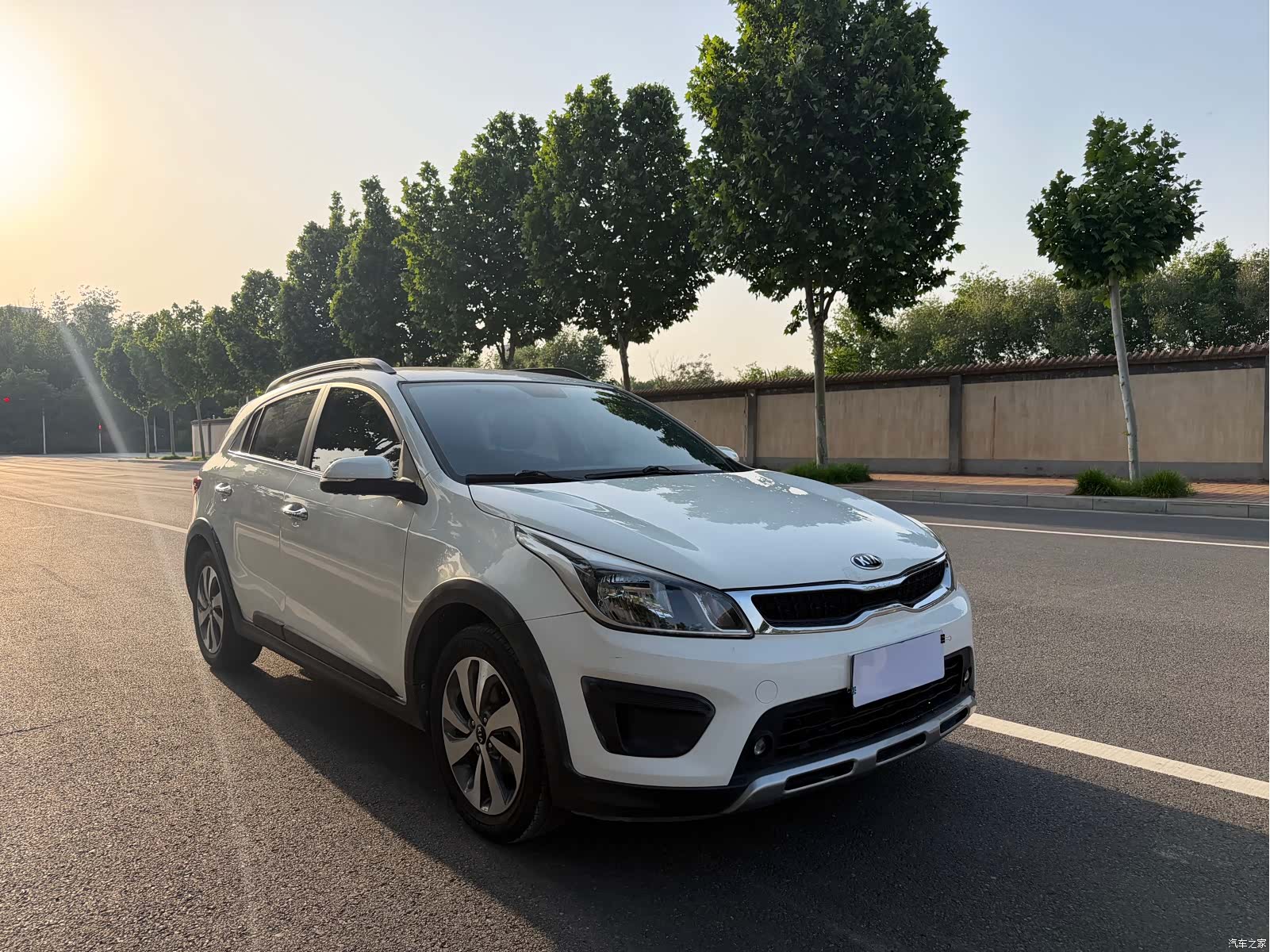 Kia KX, 2017 3