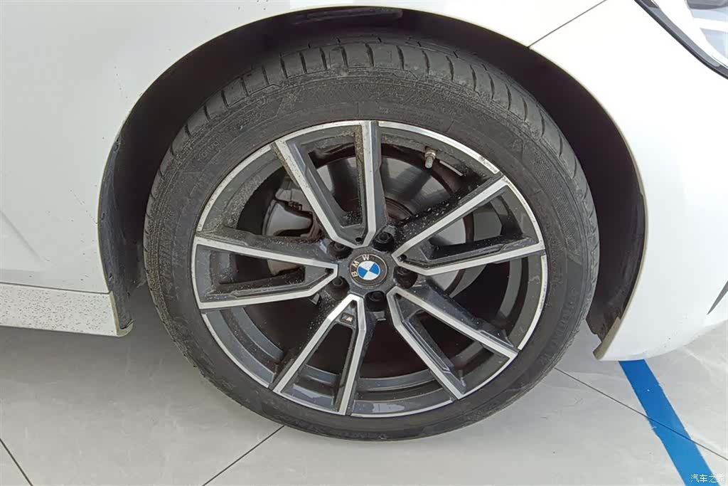 BMW 3 Series, 2022 6