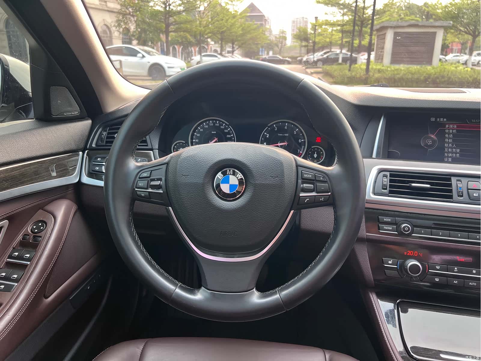 BMW 5 Series, 2017 17