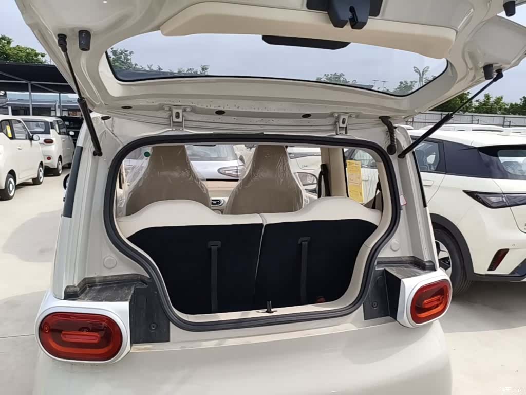 Wuling MINIEV, 2026 19