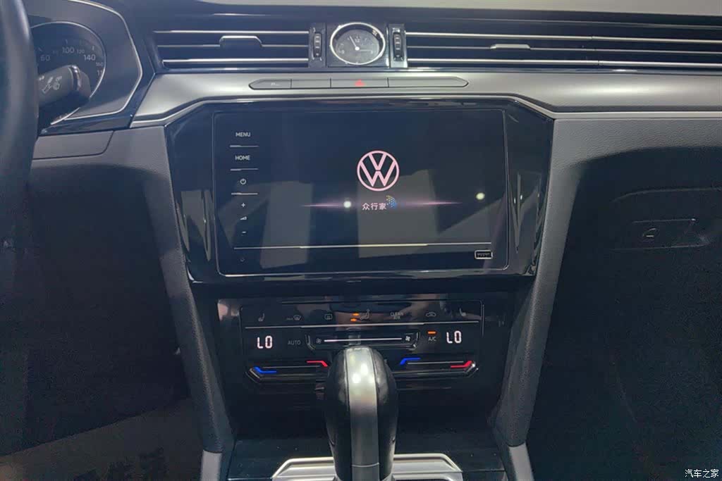 Volkswagen Magotan, 2022 13