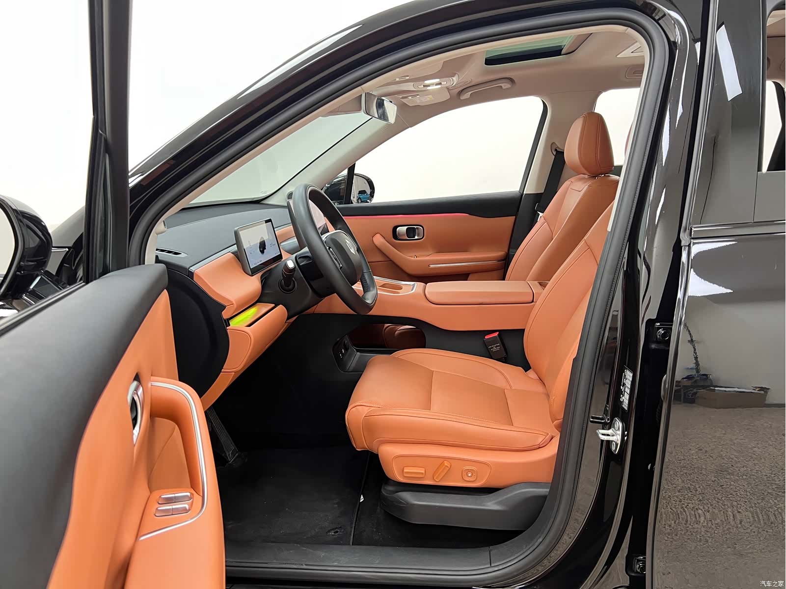 Leapmotor C16, 2025 14