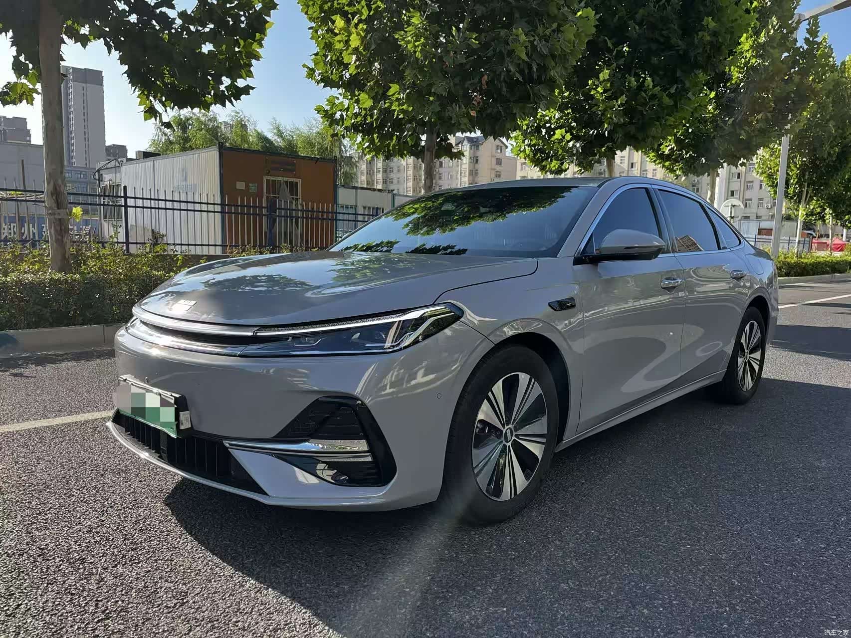 Geely A7, 2025 1