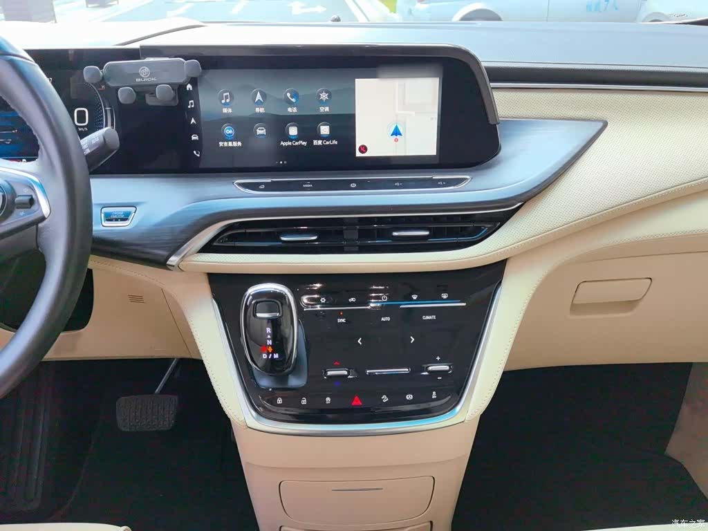 Buick GL8, 2022 6