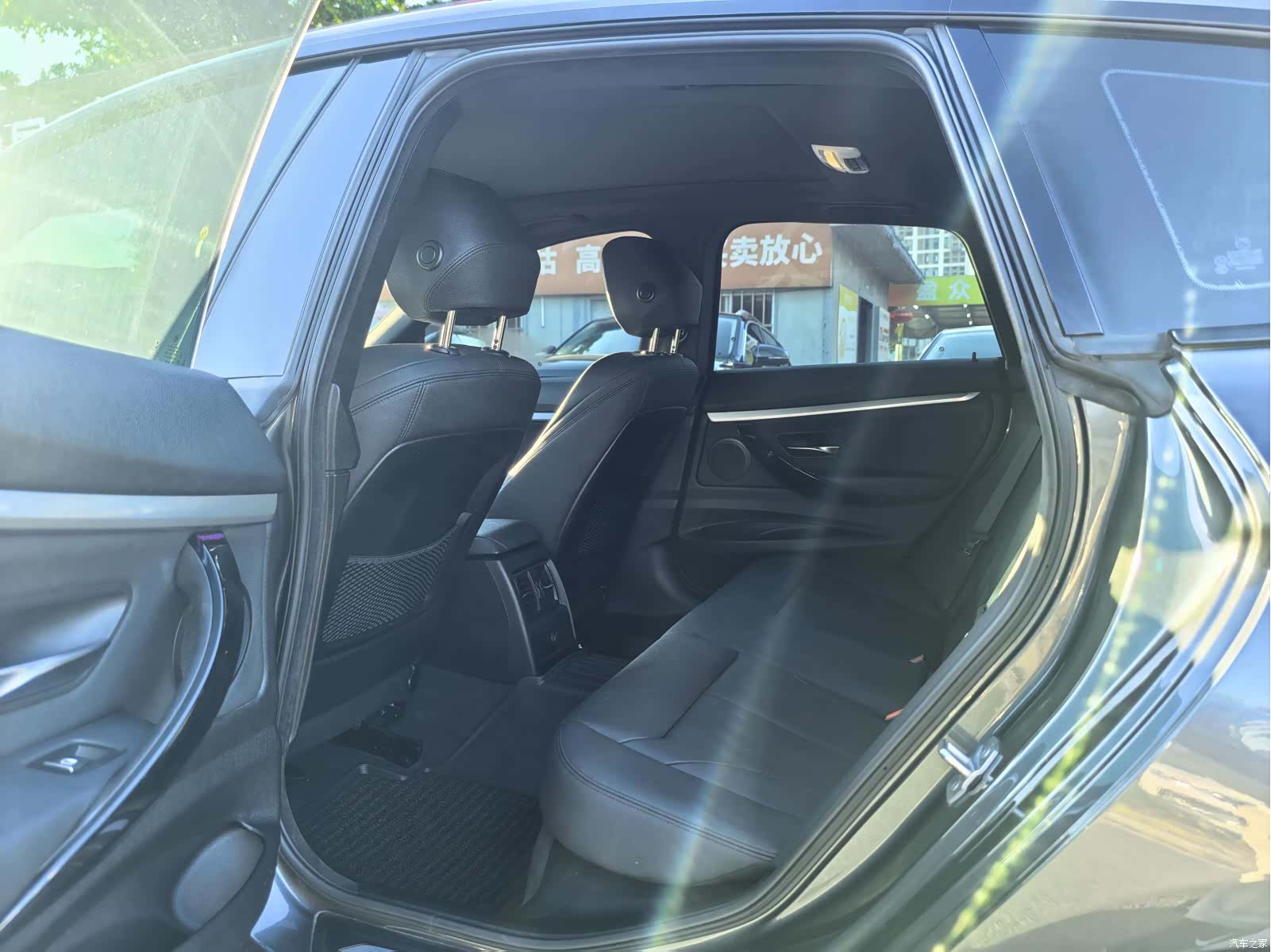BMW 3 Series, 2019 12
