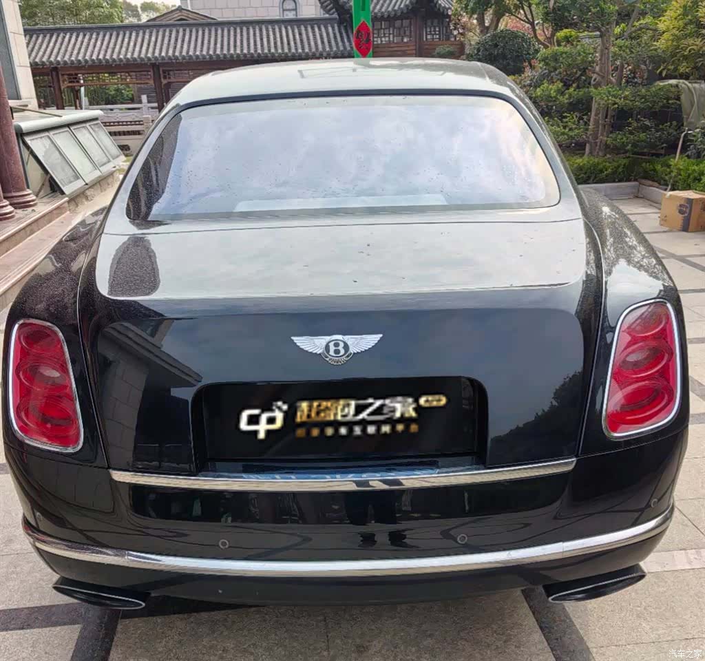 Bentley Mulsanne, 2011 7
