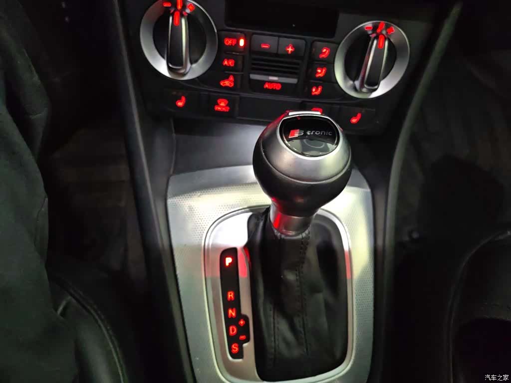 Audi Q3, 2014 14