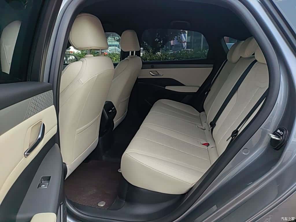 BYD Qin, 2025 17