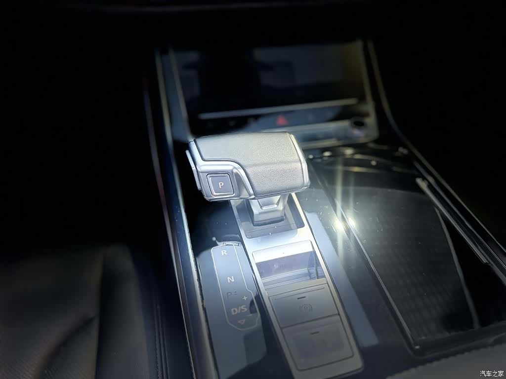 Audi Q7, 2023 7