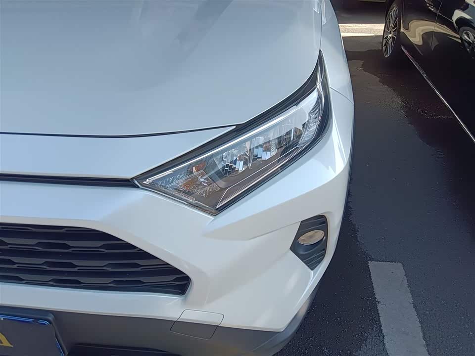 Toyota RAV4 Rongfang