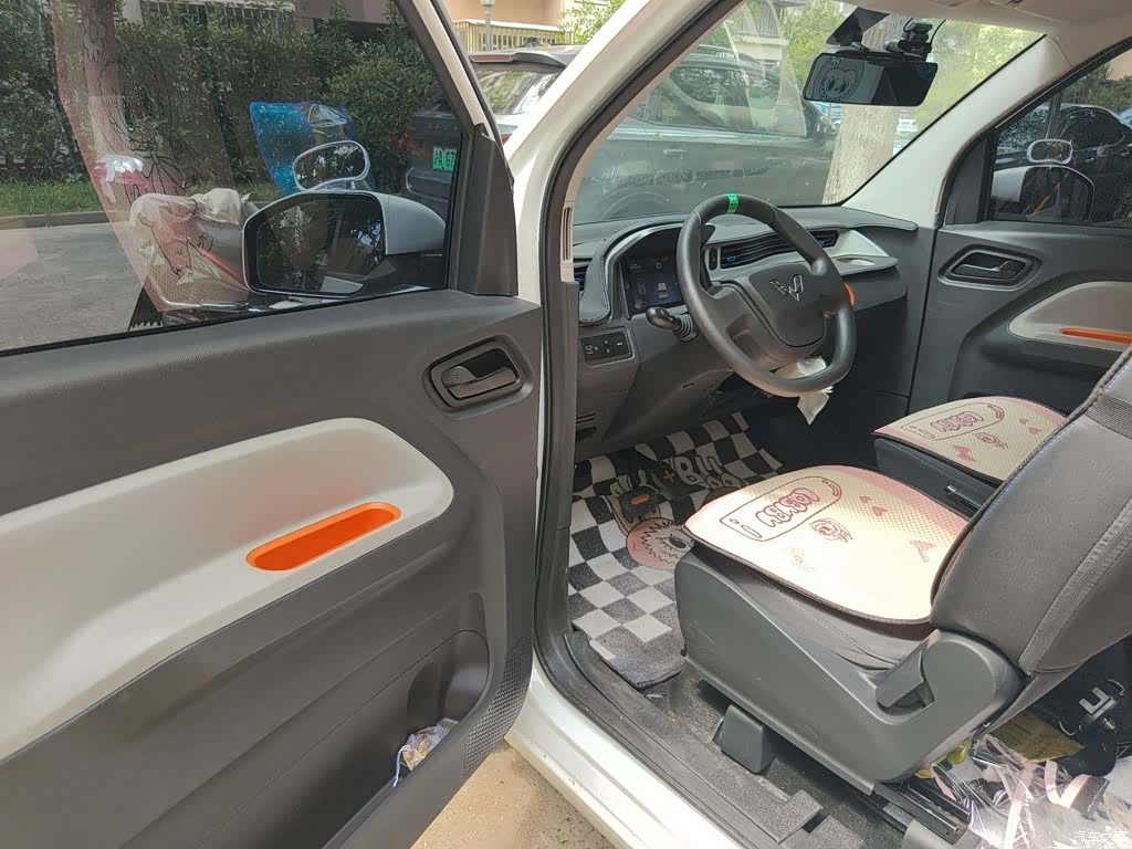 Wuling MINIEV, 2021 12