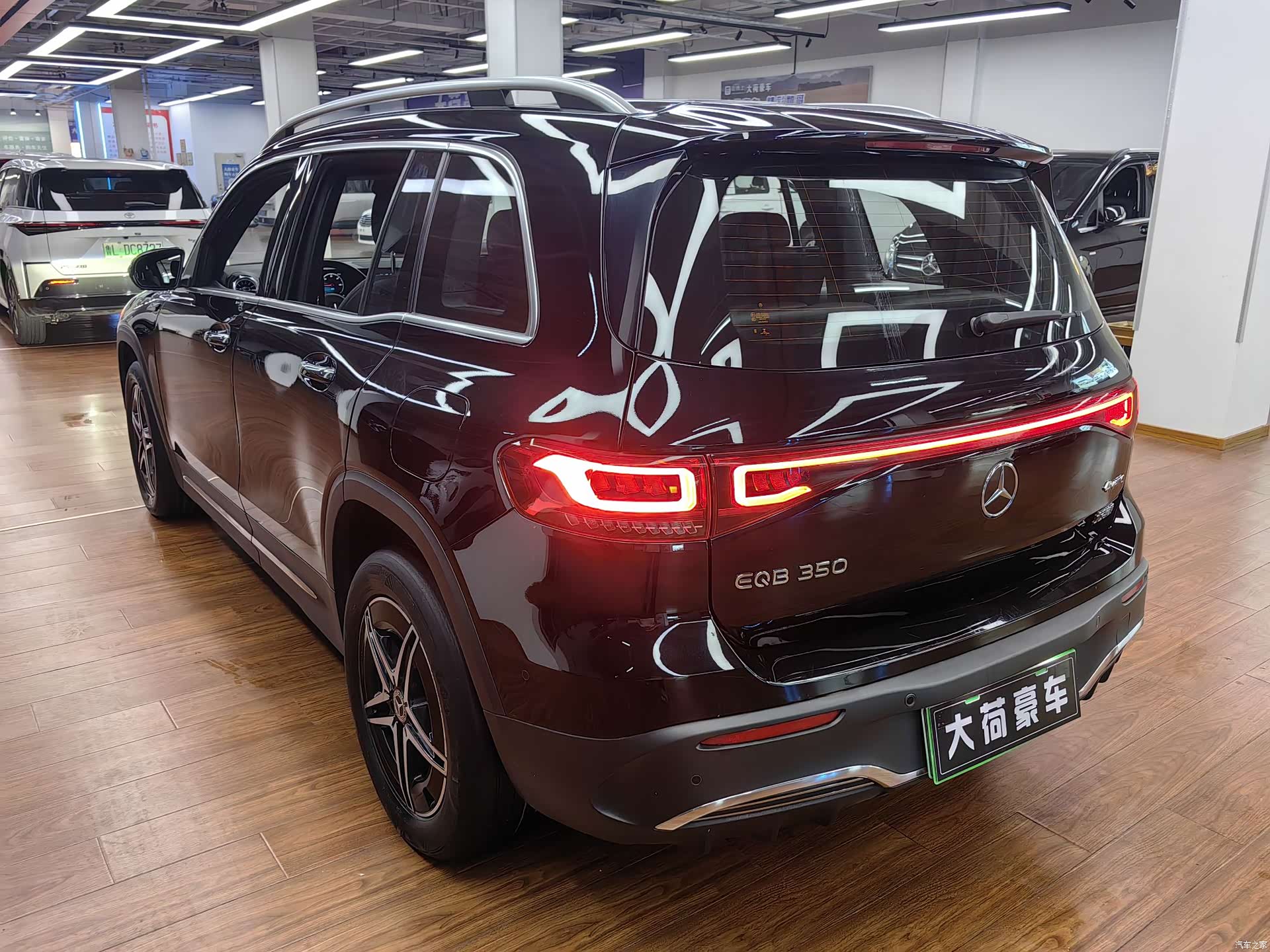 Mercedes-Benz EQB, 2022 6