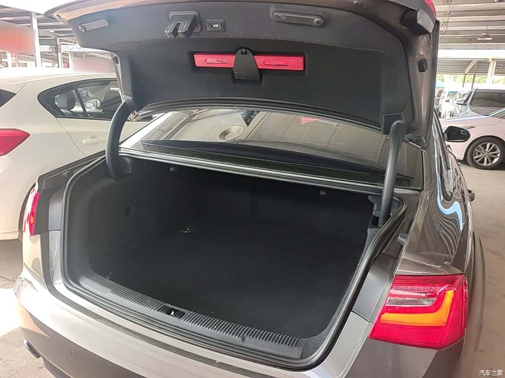 Audi A6L, 2015 19