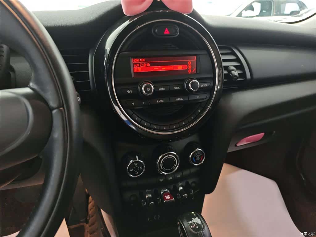 Mini ONE, 2017 13