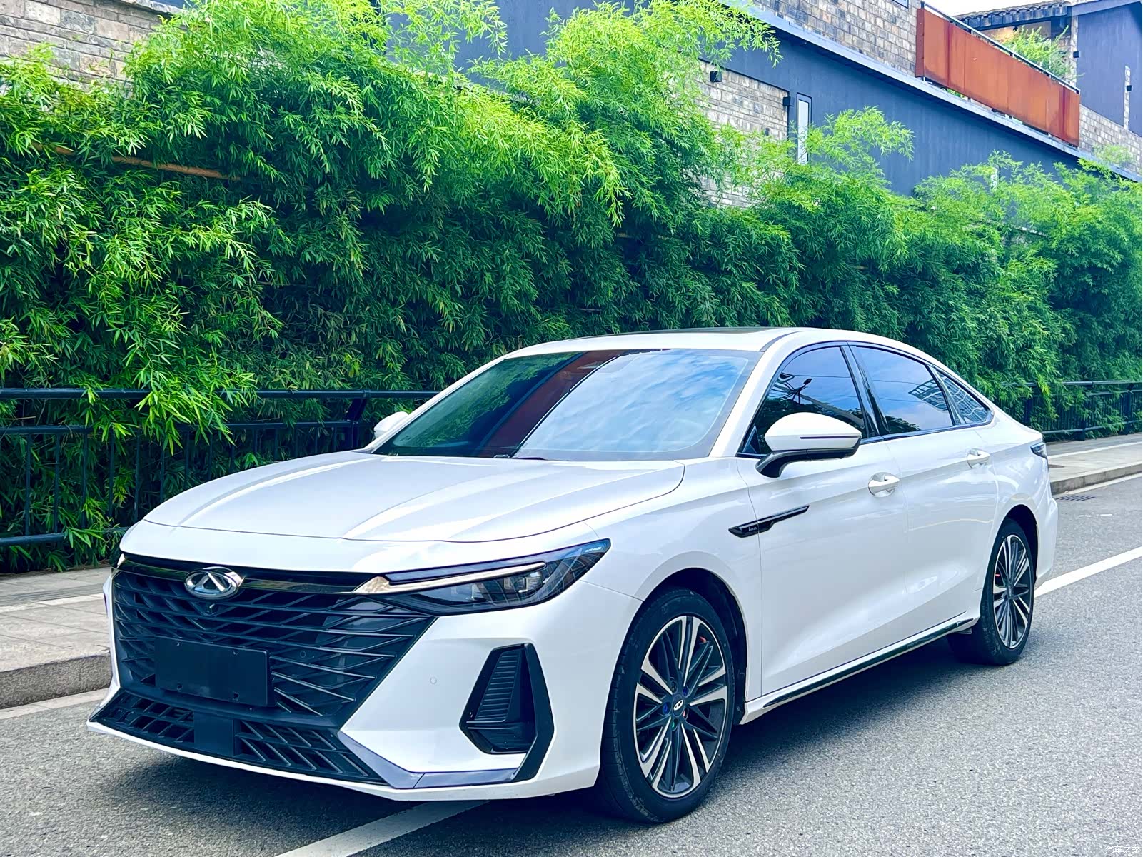 Chery Arrizo 8, 2024 1