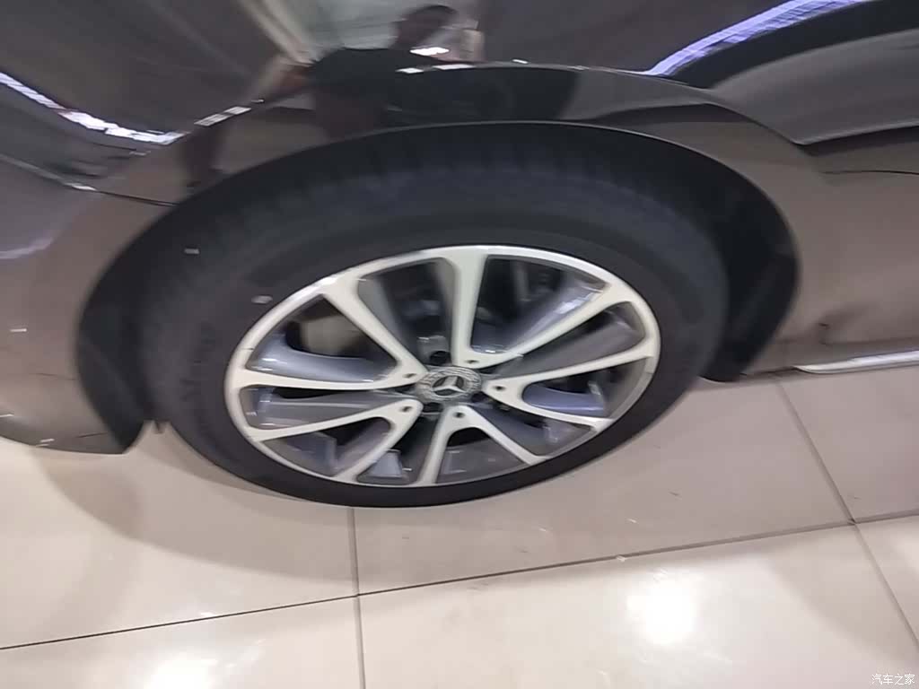Mercedes-Benz E-Class, 2018 23